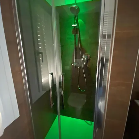 Casa Plauto Attico Senza Cucina Without Kichen * 벨레지아아지마리나