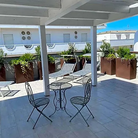 Casa Plauto Attico Senza Cucina Without Kichen Appartamento *